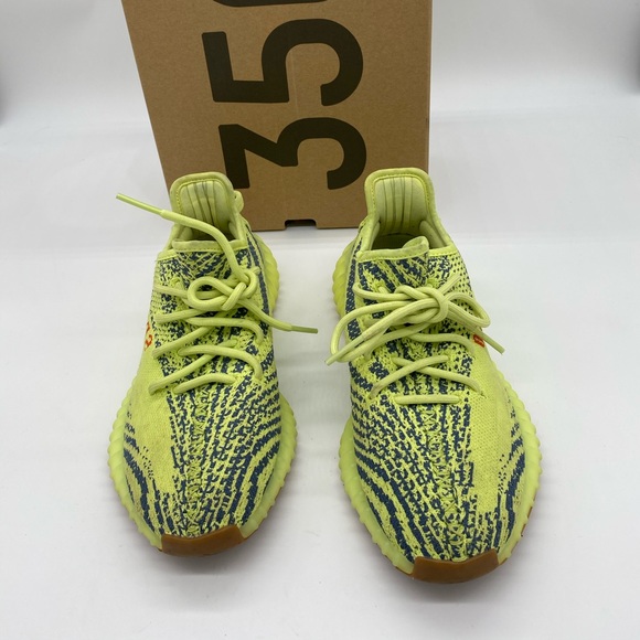 Yeezy Shoes - Authentic Used Yeezy Boost 350 V2